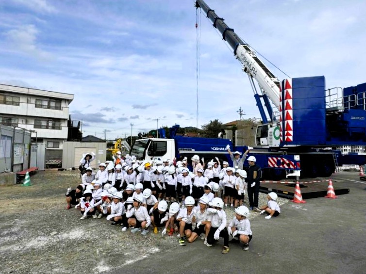 ［山口県］株式会社吉村　小学校の子どもたちが橋づくりの現場を見学しました！