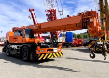 レンタルクレーン画像