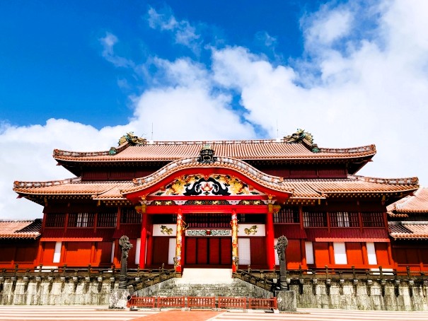 ［沖縄県］再建工事が進む首里城　2026年完成に向けてこの1年を振り返る