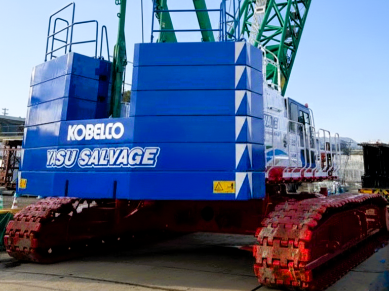 ［滋賀県］株式会社野洲サルベージ　120tクローラ新規導入