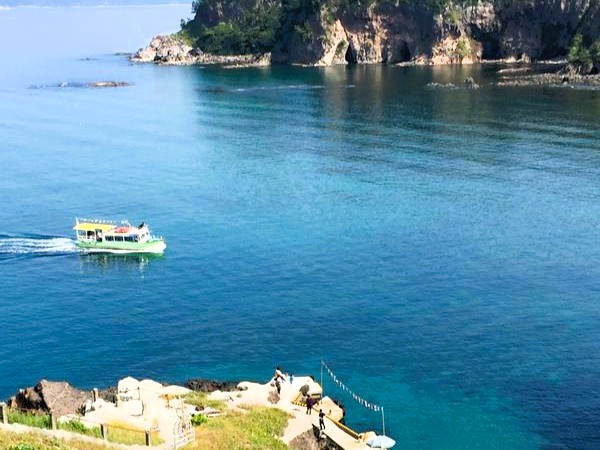 ［石川県］巌門の遊覧船もうすぐ運航開始！3隻がラフターで海へ！3月13日から営業開始！