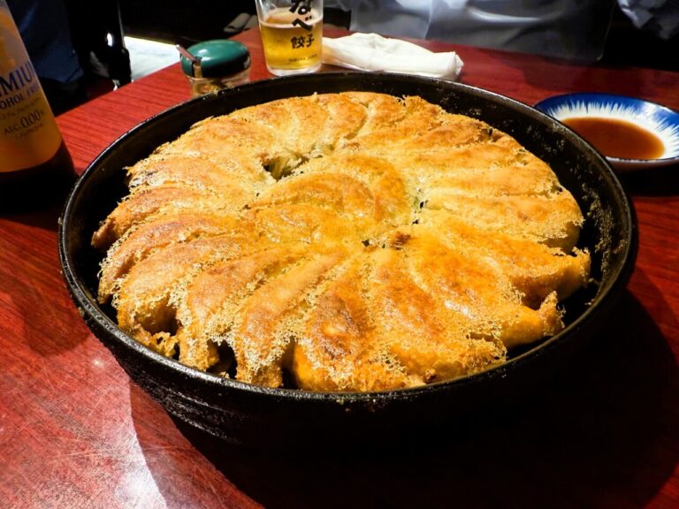 ［クレーンジャパンお食事紹介］餃子「鉄なべ総本店」