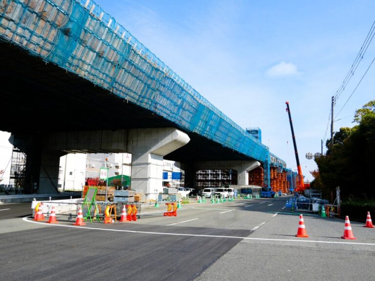［兵庫県］巨大な高架橋が神戸・六甲アイランドに出現！大阪湾岸道路西伸部の工事着々！